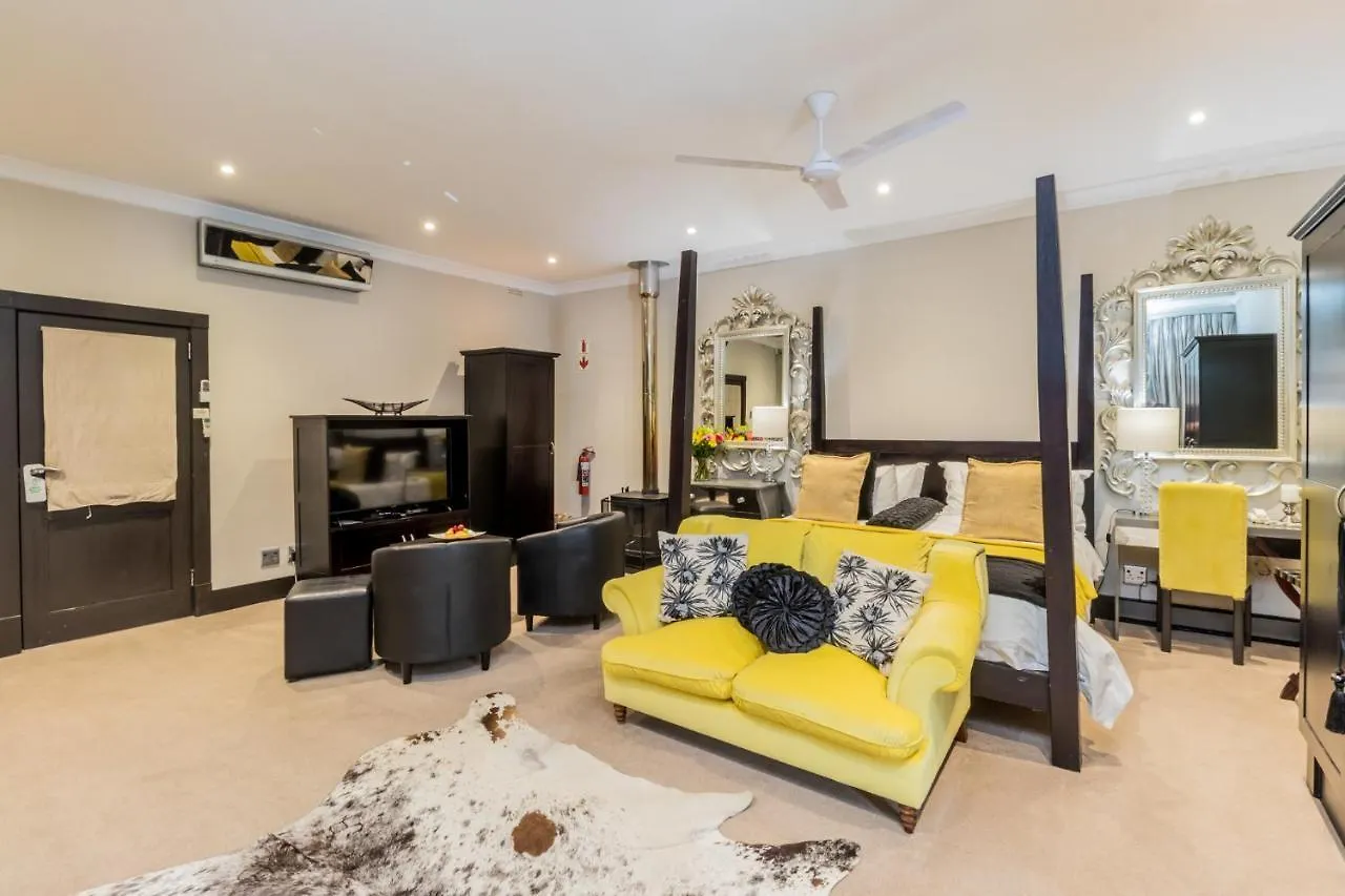 Sw1 Lodge Somerset West 5*,